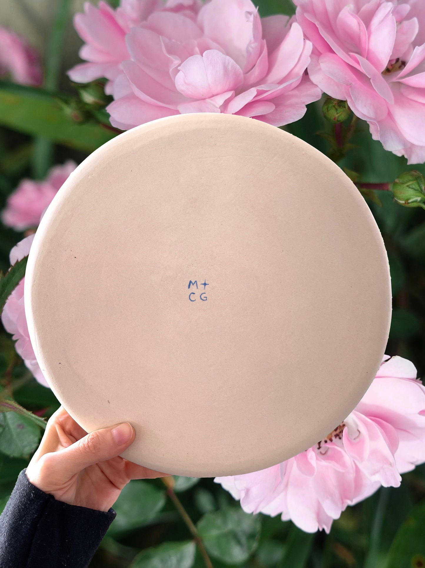 Venus Offering Dish (Blue)