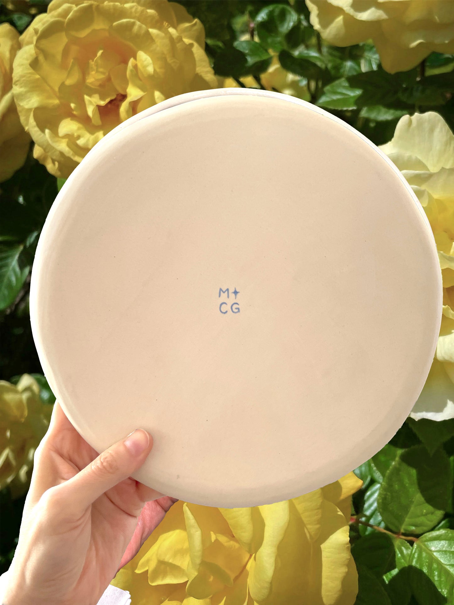 Venus Offering Dish (Purple)