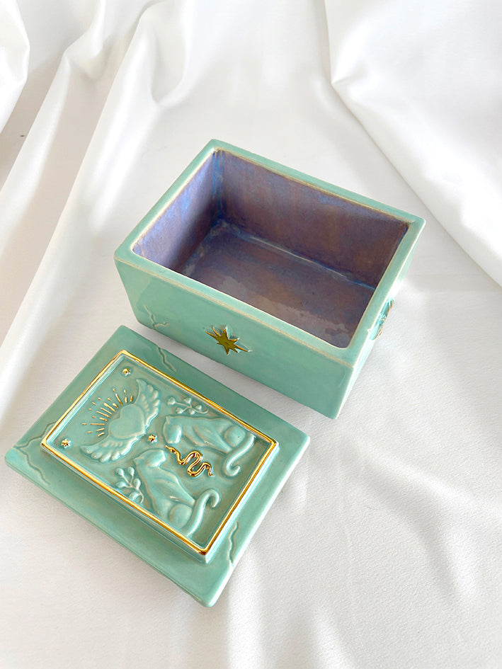 The Lovers’ Offering Box